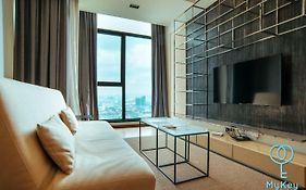Expressionz Professional Suites By Mykey